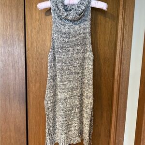 Hem & Thread Marled Gray Sleeveless Cowl Neck Sweater